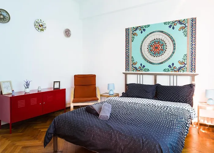 Old Town Cozy Apartment - University Square - Central Location